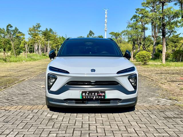 NIO ES6