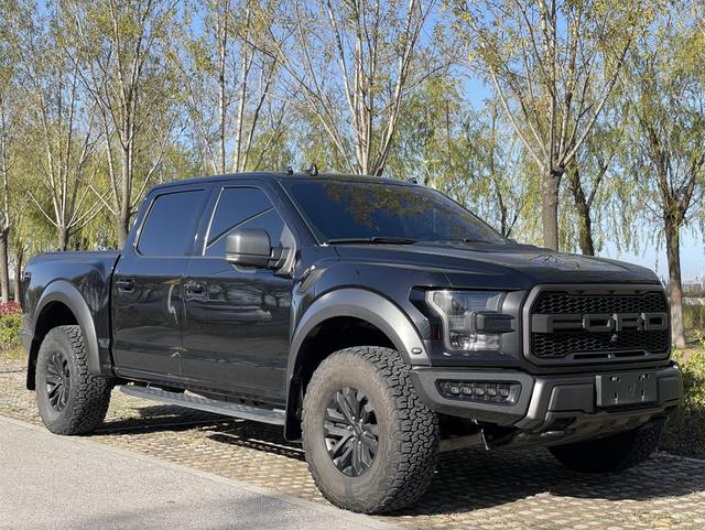 Ford F-150 Raptor