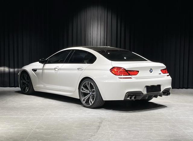 BMW M6