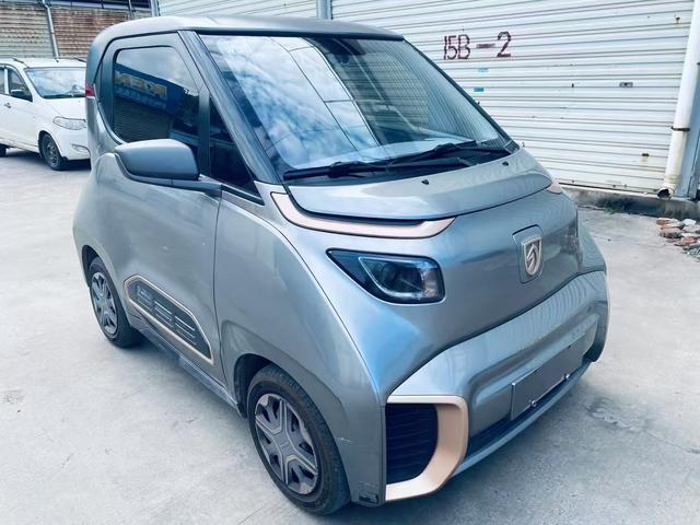 Baojun E200