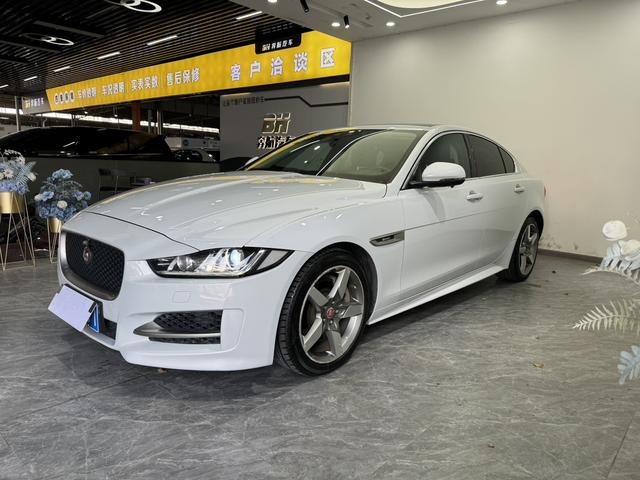 Jaguar XE