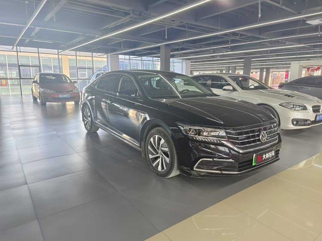 Volkswagen Passat PHEV