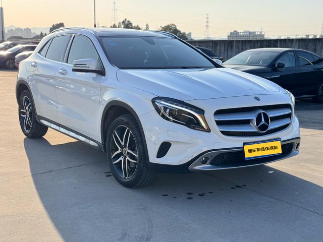 Mercedes-Benz GLA