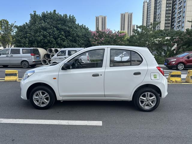 Dongfeng Junfeng ER30