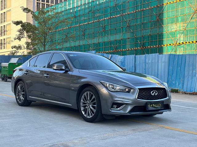 Infiniti Q50L