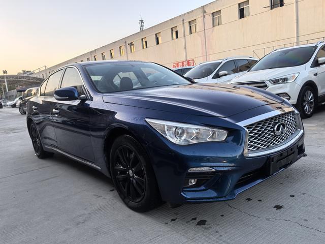 Infiniti Q50L