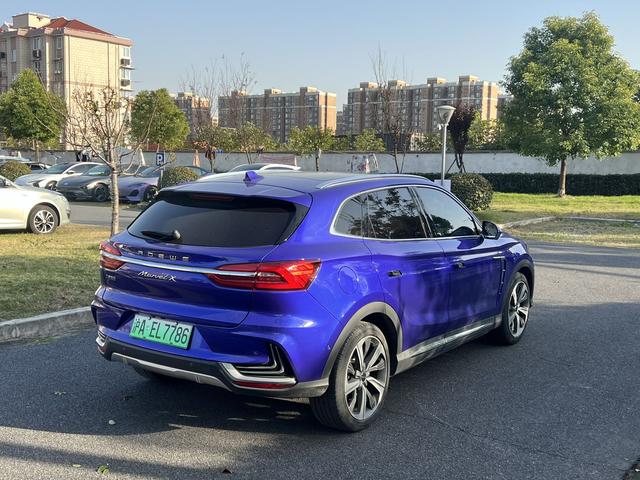 Roewe Marvel X