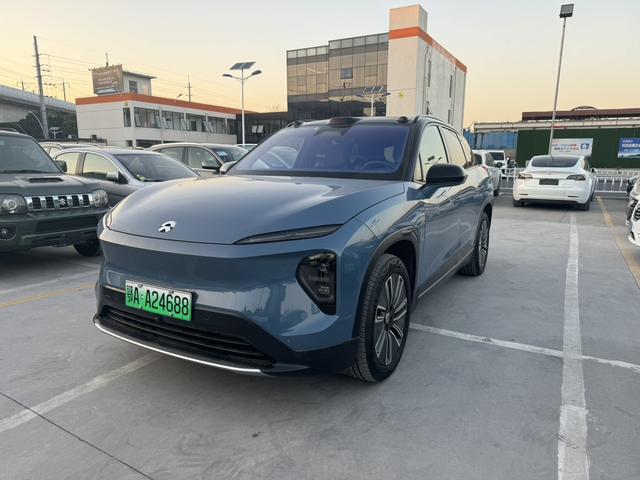 NIO ES7