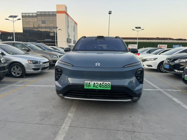 NIO ES7