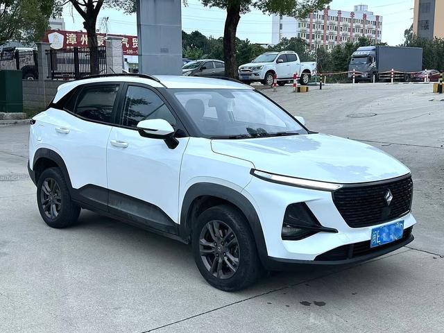 Baojun RS-3