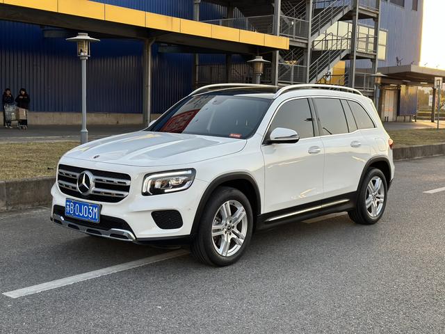 Mercedes-Benz GLB