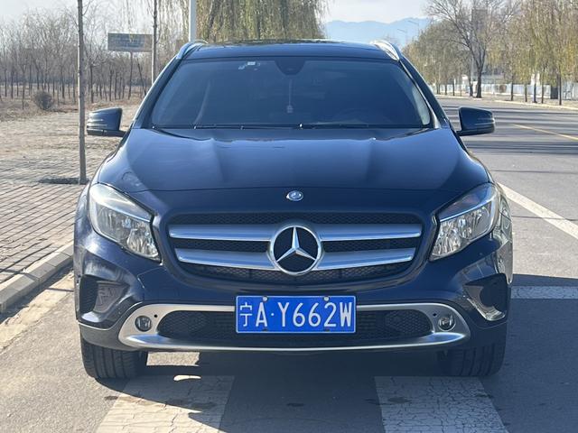 Mercedes-Benz GLA