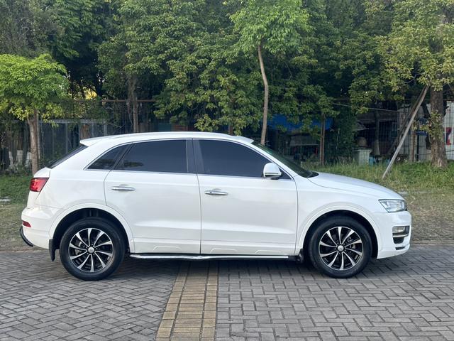 Zotye SR7