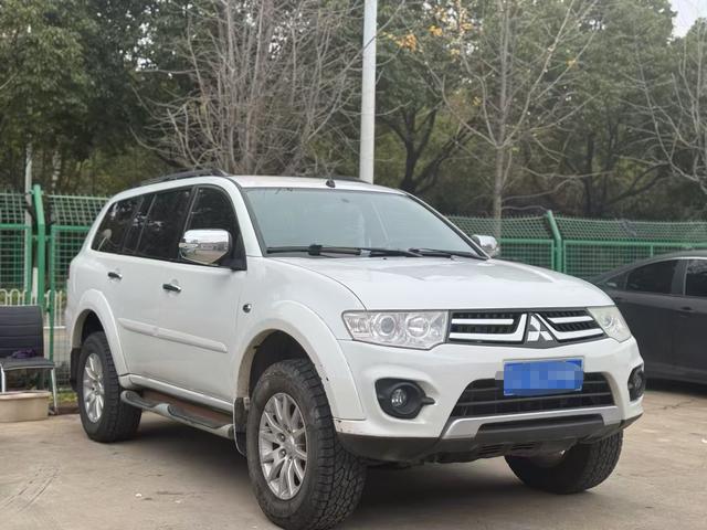 Mitsubishi Pajero Jinchang