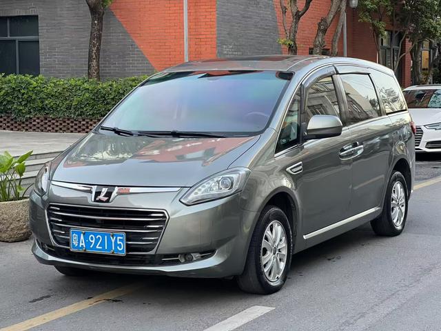 Nazhijie Da 7 MPV