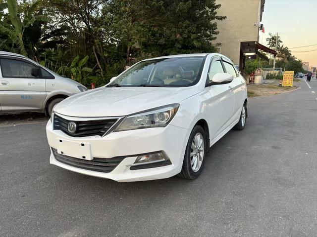 Changan Yuexiang V7