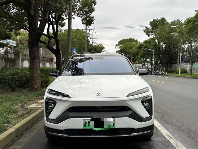 NIO ES6