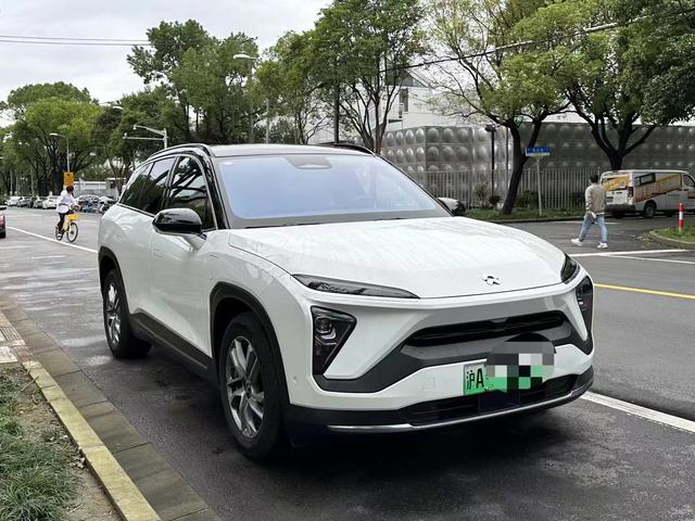 NIO ES6