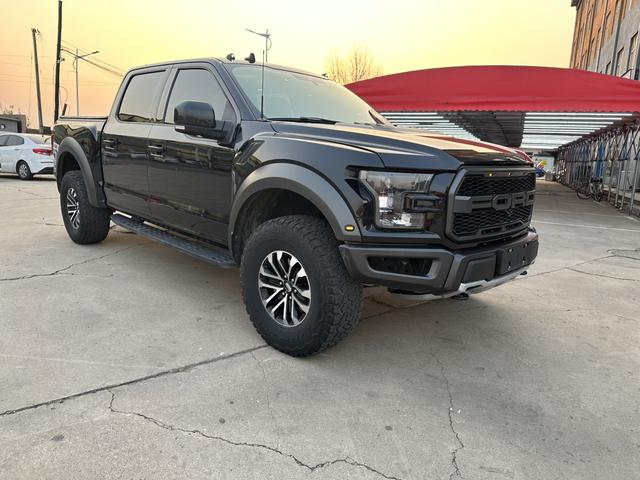 Ford F-150 Raptor