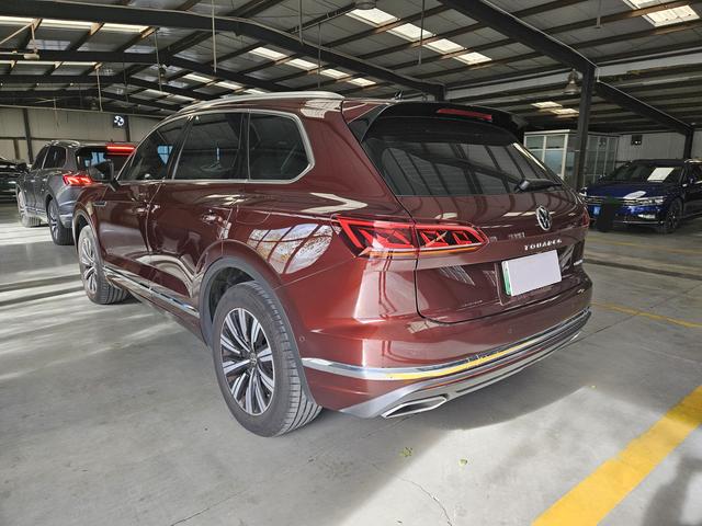 Volkswagen Touareg PHEV