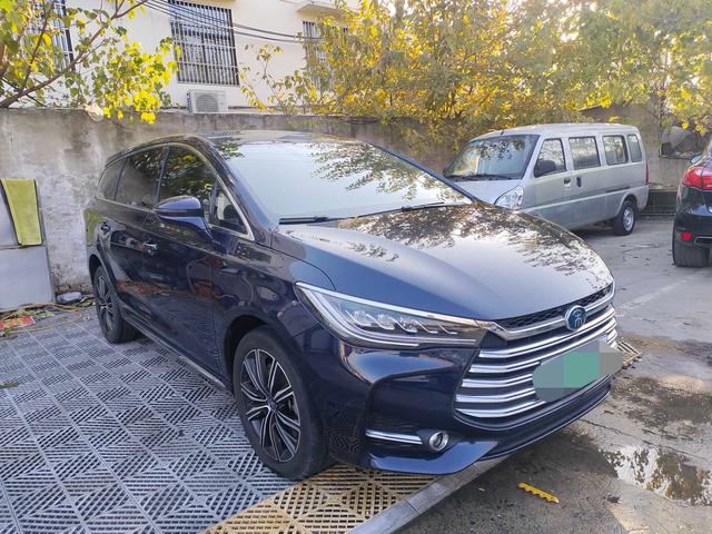 BYD Song MAX DM