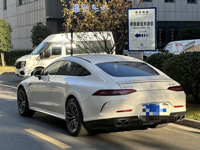 Mercedes-Benz AMG GT