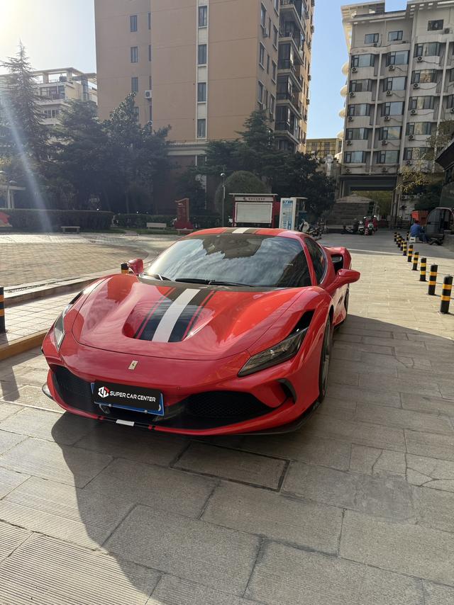 Ferrari F8