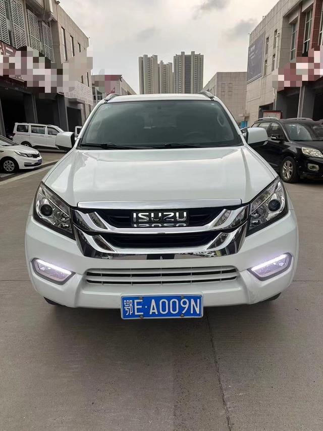 Isuzu Mu-X Shepherd