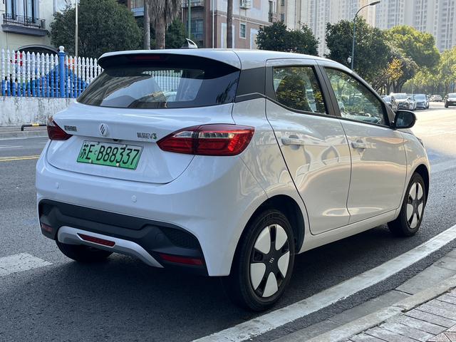 Jiangling Yizhi EV3