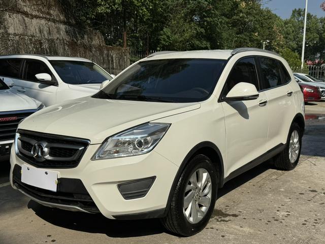 BAIC Shenbao X65