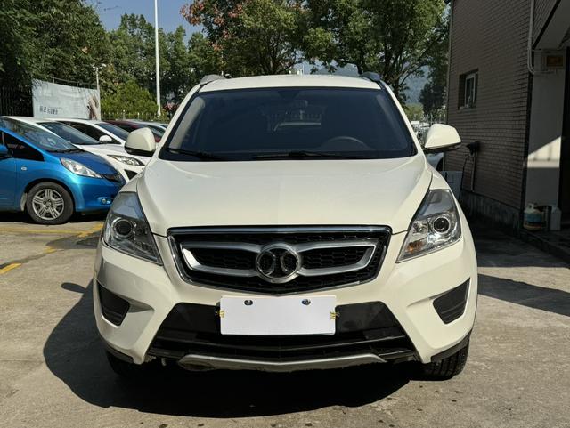 BAIC Shenbao X65