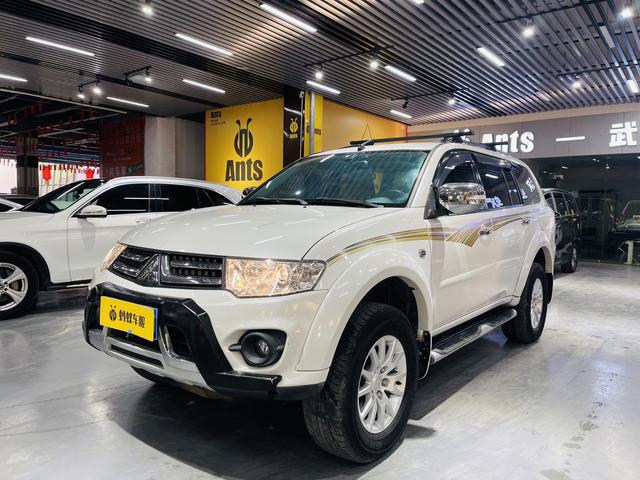 Mitsubishi Pajero Jinchang