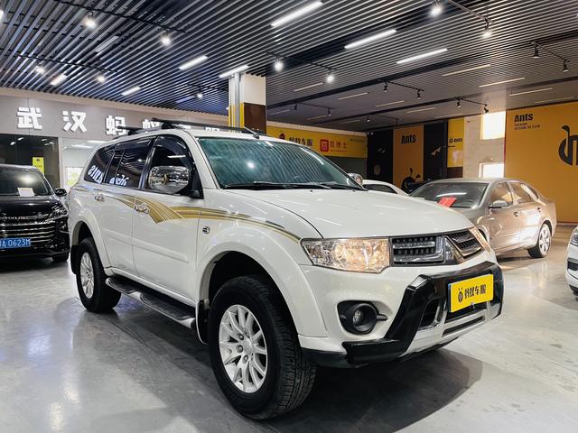 Mitsubishi Pajero Jinchang