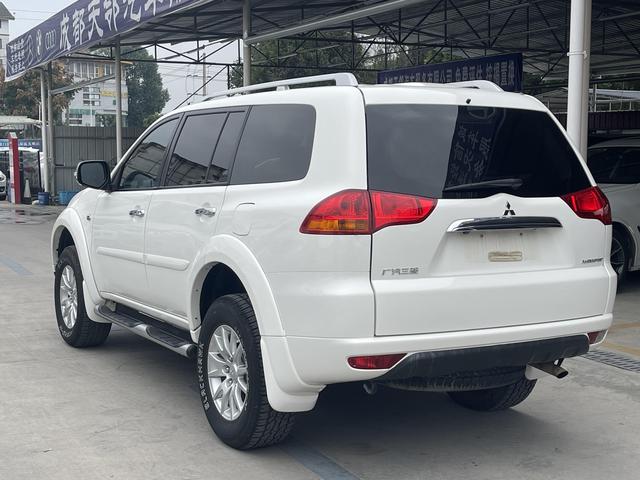 Mitsubishi Pajero Jinchang