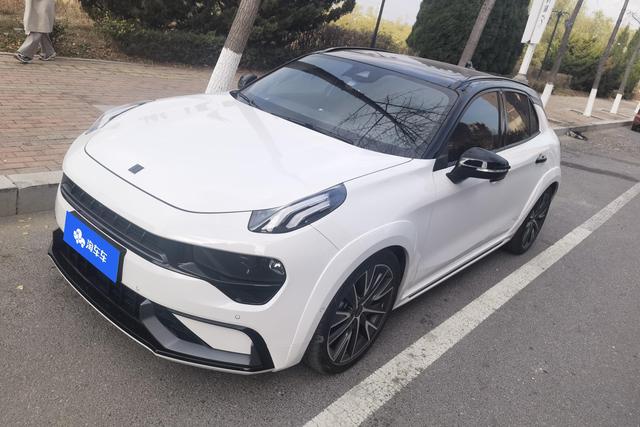 Lynk & Co 02 Hatchback