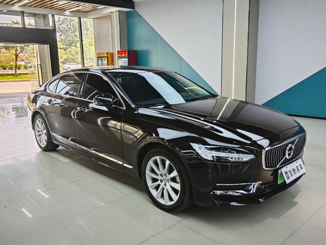 Volvo S90 PHEV