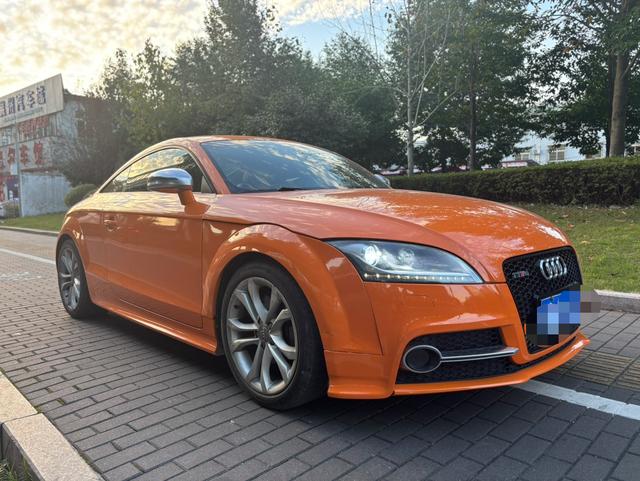 Audi TTS