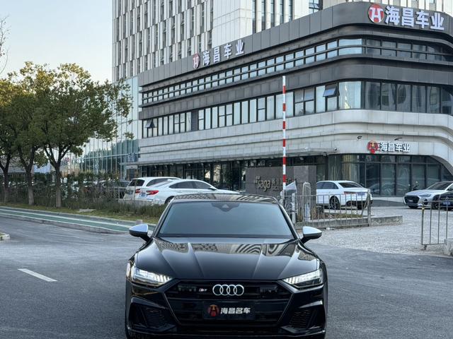 Audi S7