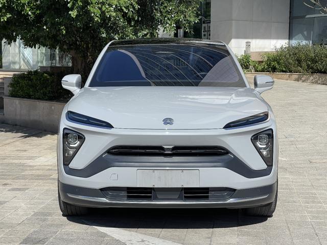 NIO EC6