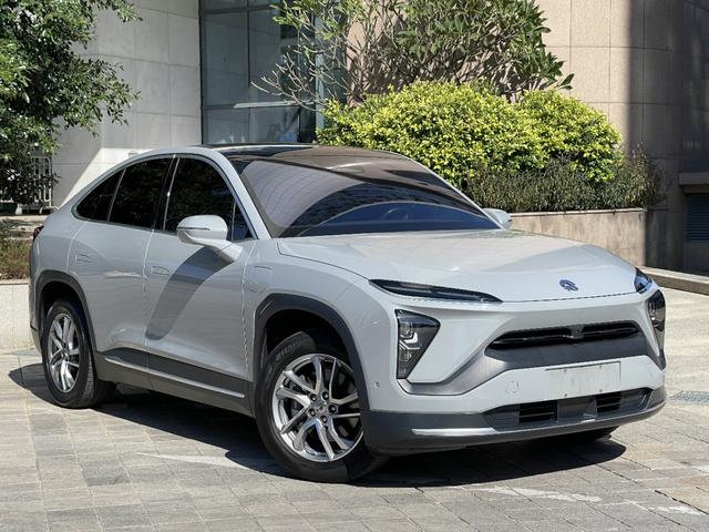 NIO EC6