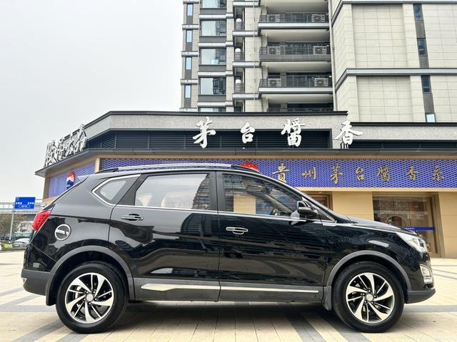 Baojun 560