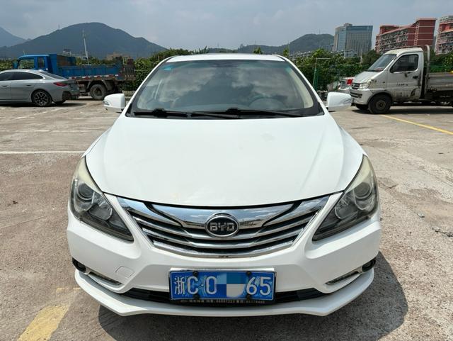 BYD G5