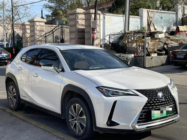 Lexus UX EV