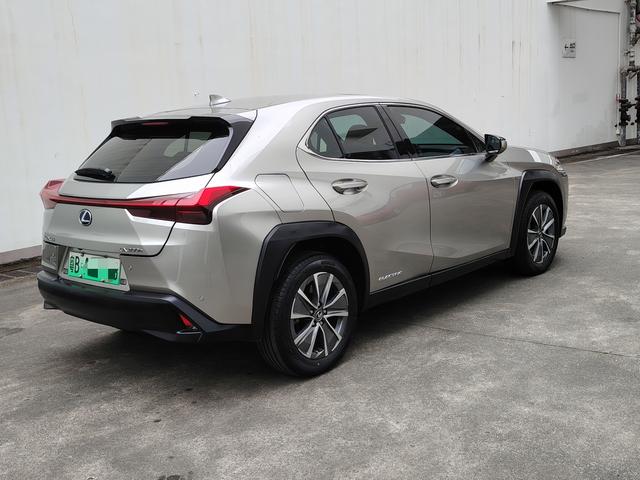 Lexus UX EV