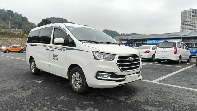 JAC Ruifeng M4