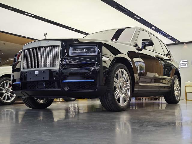 Rolls Royce Cullinan