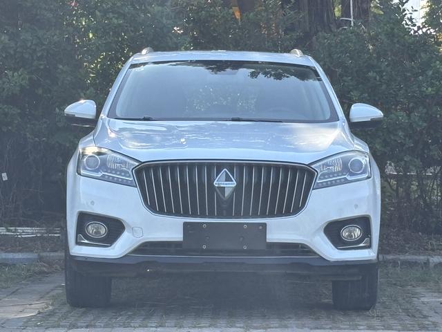 Borgward BX7