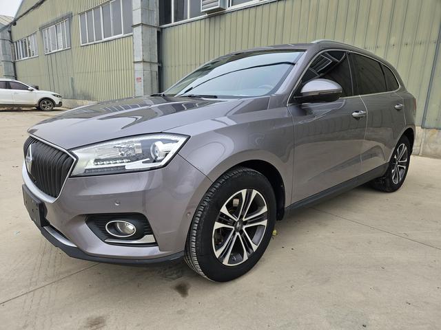 Borgward BX7