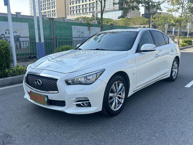 Infiniti Q50L