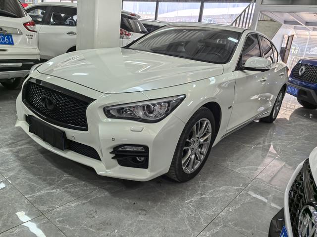 Infiniti Q50L